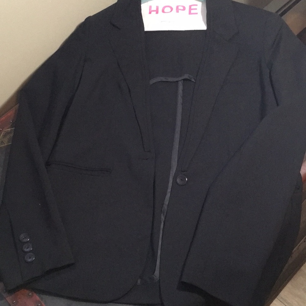 Flawless & An Absolute Must Have In Your Closet! - image 1